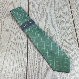 526 - Michael Kors Parkwood Grid Tie Green 300 2MKC24-1045 Silk Blend $69.50